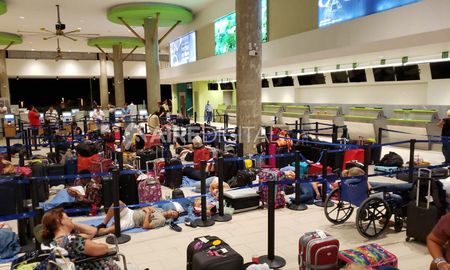 Los argentinos tienen que dormir en el piso, esperando que la repatriación llegue para ellos. Los argentinos tienen que dormir en el piso, esperando que la repatriación llegue para ellos.