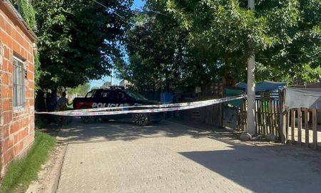 La Policía de Investigaciones trabaja en el lugar donde ocurrió la balacera. La Policía de Investigaciones trabaja en el lugar donde ocurrió la balacera.