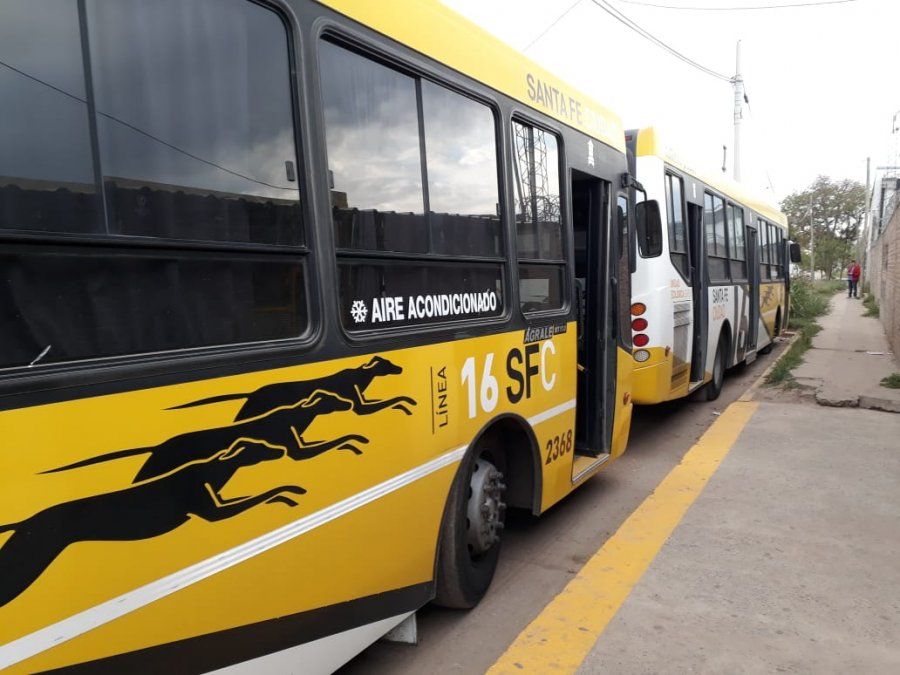 Se normalizó el servicio de colectivos en la ciudad de Santa Fe