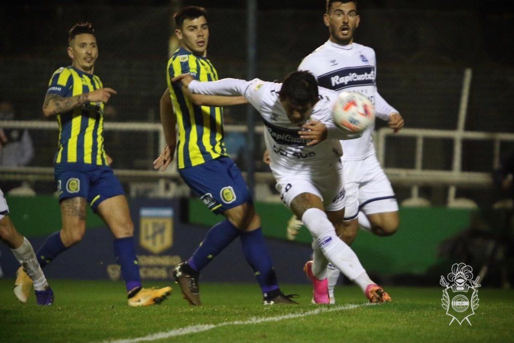 Liga Profesional: el Pulga Rodríguez debutó en Gimnasia con una victoria ante Rosario Central