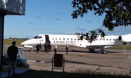 el plantel de colon ya viaja rumbo a paraguay para jugar ante cerro porteno el plantel de colon ya viaja rumbo a paraguay para jugar ante cerro porteno