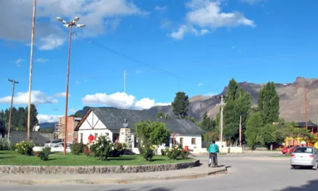 Visita El Maitén, un pueblo patagónico que tenés que visitar al menos una vez. Visita El Maitén, un pueblo patagónico que tenés que visitar al menos una vez.