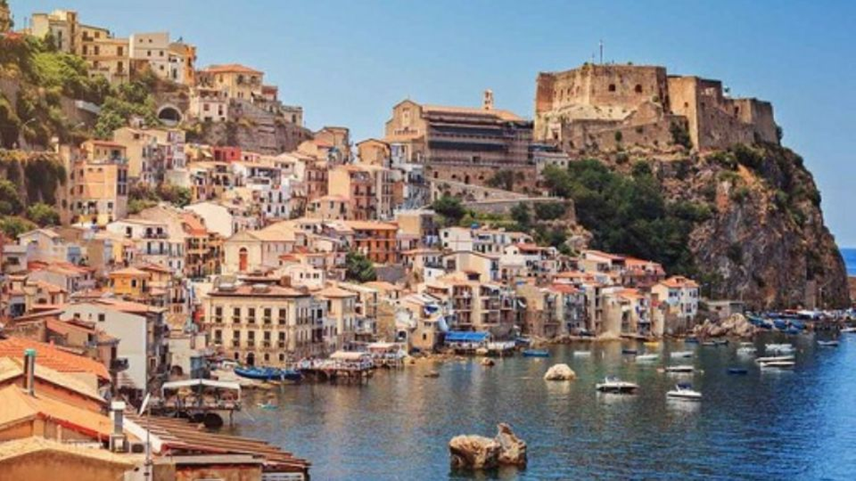 La crisis demográfica que azota algunos pueblos italianos le abre una puerta a los argentinos que estén pensando en emigrar a aquel país. La crisis demográfica que azota algunos pueblos italianos le abre una puerta a los argentinos que estén pensando en emigrar a aquel país. 