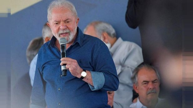El expresidente brasileño y candidato Luiz Inácio Lula da Silva responsabilizó a su rival en las elecciones, Jair Bolsonaro, por la muerte de un simpatizante del PT.