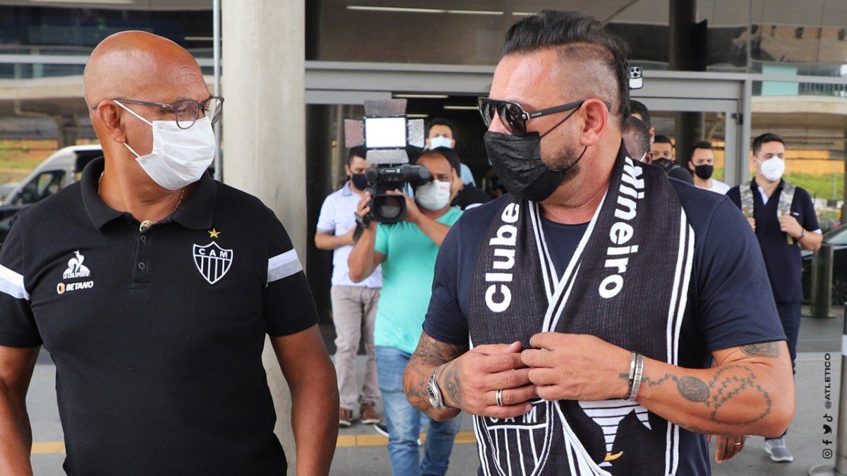 Antonio Turco Mohamed llegó a Brasil para asumir el cargo de DT del Atlético Mineiro