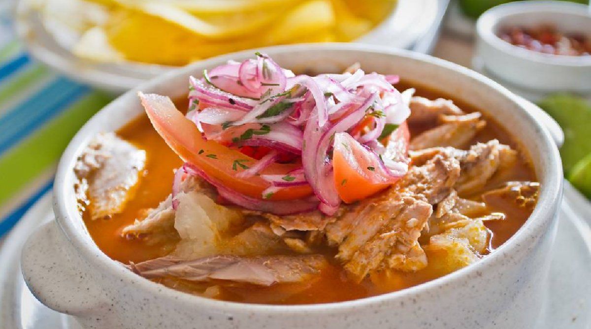El encebollado es una sopa de pescado muy nutritiva.