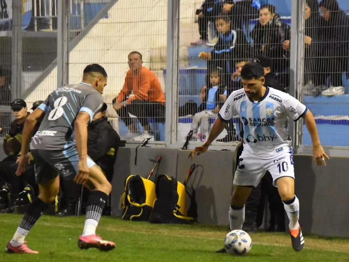 Lo que hizo Atlético de Rafaela mientras Colón perdía con Mitre en Santa Fe. Lo que hizo Atlético de Rafaela mientras Colón perdía con Mitre en Santa Fe.