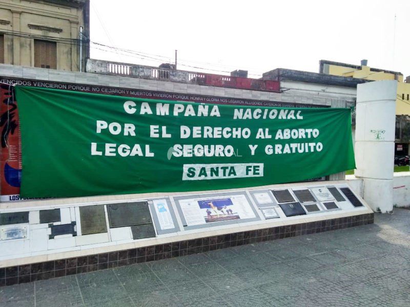 Agrupaciones a favor de la legalización del aborto recordaron el aniversario del rechazo del proyecto