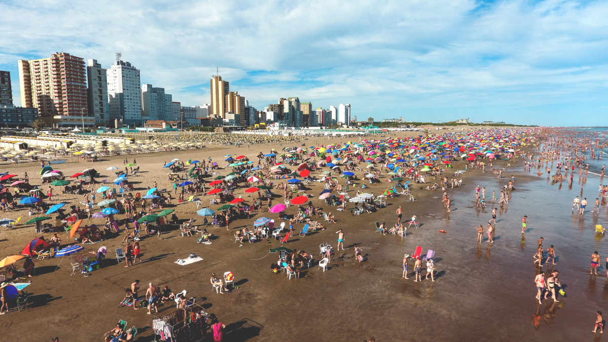 La Costa Atlántica suma destinos tranquilos y accesibles para el verano 2026.