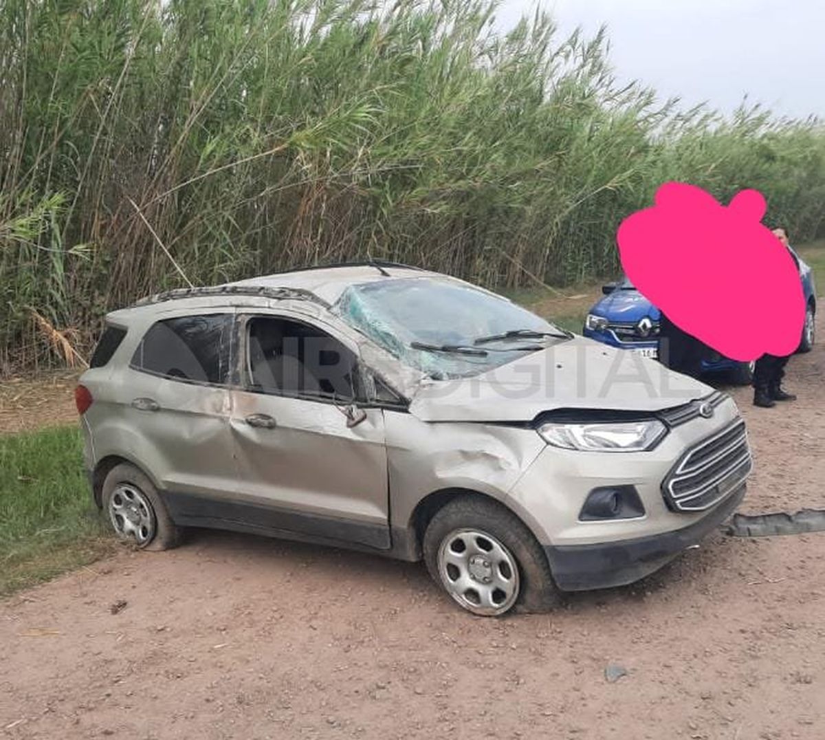 Así apareció el vehículo en una calle de barrio Paprocki, Monte Vera.