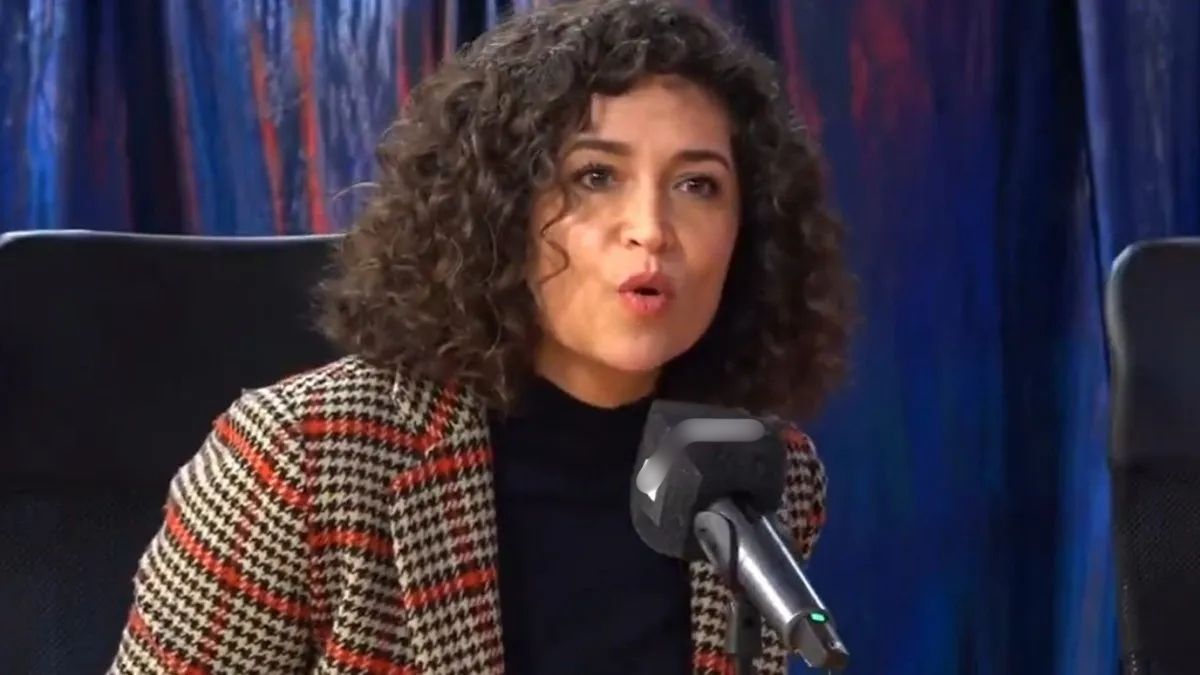 Julia Mengolini apuntó contra Mariana Brey.