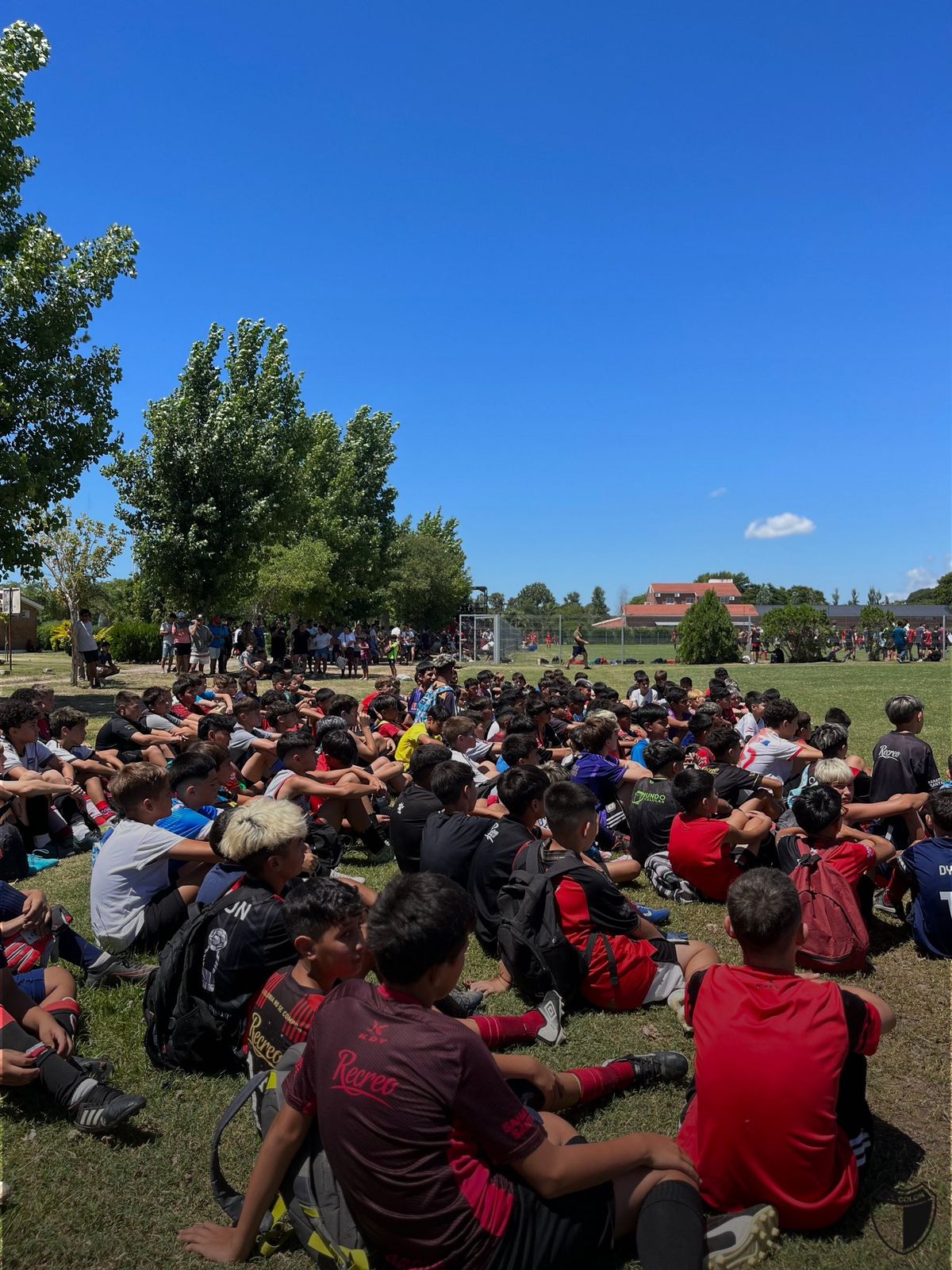 Colón realizó pruebas libres de jugadores. Colón realizó pruebas libres de jugadores.