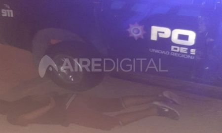 En horas de la madrugada de este domingo, efectivos policiales debieron desactivar una fiesta clandestina que se llevaba a cabo en una vivienda de B° Cabaña Leiva, en el noroeste de la ciudad de Santa Fe. En horas de la madrugada de este domingo, efectivos policiales debieron desactivar una fiesta clandestina que se llevaba a cabo en una vivienda de B° Cabaña Leiva, en el noroeste de la ciudad de Santa Fe.