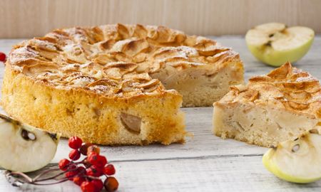 Torta de manzanas húmeda. Torta de manzanas húmeda.