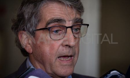 El senador Armando Traferri fue citado a una audiencia imputativa para el próximo 8 de octubre a las 14. El senador Armando Traferri fue citado a una audiencia imputativa para el próximo 8 de octubre a las 14.