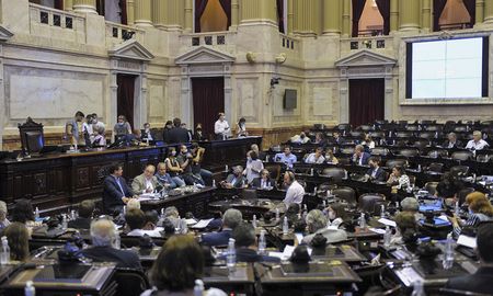 el oficialismo obtuvo dictamen y este jueves buscara aprobar el presupuesto 2022 el oficialismo obtuvo dictamen y este jueves buscara aprobar el presupuesto 2022