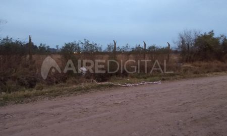 Calle 8 entre 19 y 21 de Sauce Viejo - lugar donde se produjo el intento de asalto que terminó con dos personas muertas Calle 8 entre 19 y 21 de Sauce Viejo - lugar donde se produjo el intento de asalto que terminó con dos personas muertas