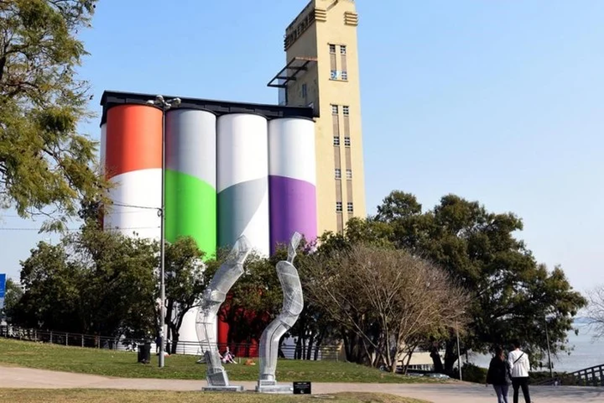 Innovación y cultura. En unos silos, cuadros maravillosos.