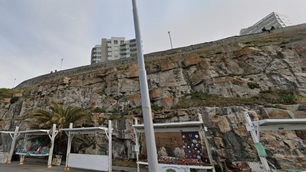 Un joven alcoholizado murió tras caer desde una pendiente en Mar Del Plata.