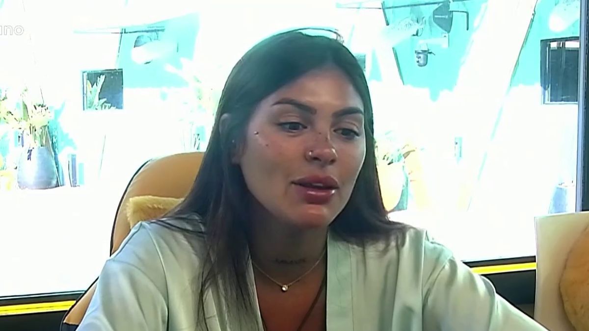 Luana Fernández aprovechó el contacto con el exterior para anunciar el fin de su noviazgo