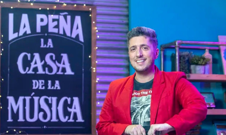 El ciclo creado por Gerardo Rozín volvió este domingo a la pantalla de Telefé con Jey Mammon como conductor, el cual inicio el programa con emotivas palabras. El ciclo creado por Gerardo Rozín volvió este domingo a la pantalla de Telefé con Jey Mammon como conductor, el cual inicio el programa con emotivas palabras.