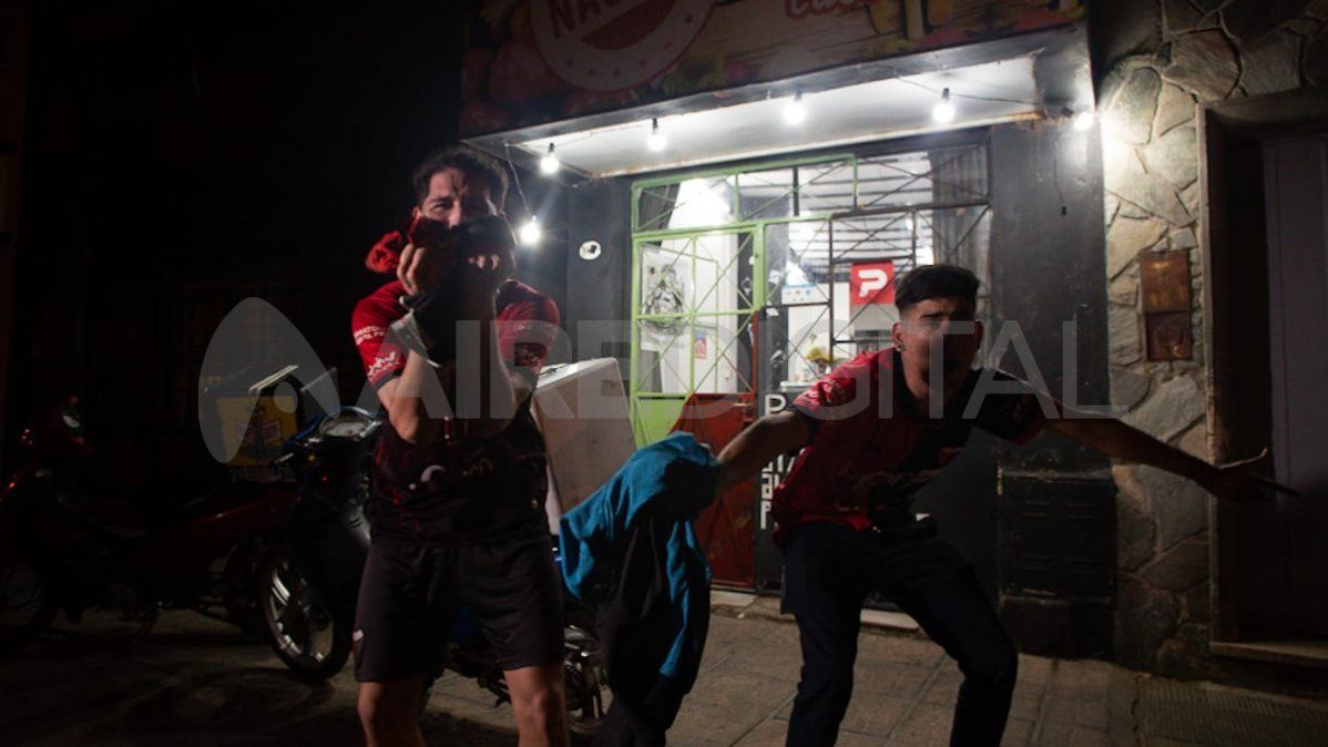 Colón campeón: la pasión sabalera salió de fiesta en las calles de Santa Fe