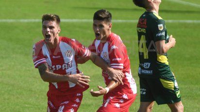Copa de la Liga: Unión derrotó a domicilio a Atlético Tucumán y se metió en zona de clasificación