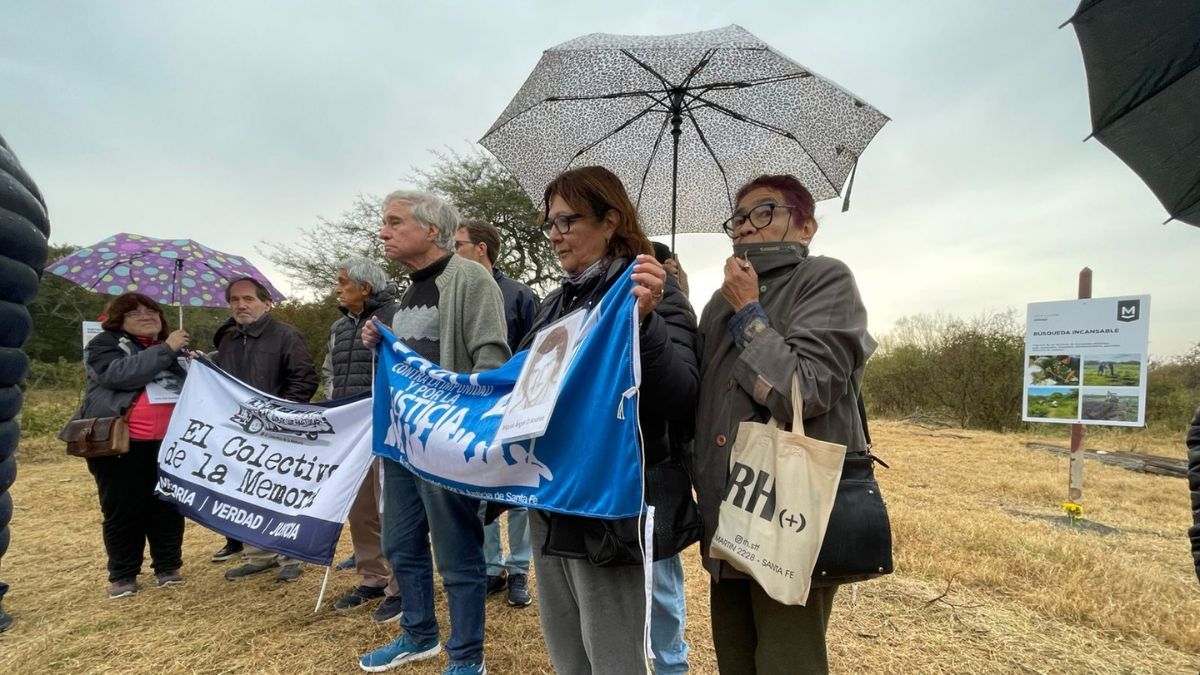 La Secretaría de Derechos Humanos de Santa Fe puso en valor el contenido y el recorrido de Campo San Pedro. La Secretaría de Derechos Humanos de Santa Fe puso en valor el contenido y el recorrido de Campo San Pedro.