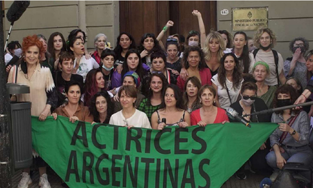 Actrices Argentinas se movilizará mañana al consulado de Brasil por el juicio a Juan Darthés: Es un mensaje de impunidad. Actrices Argentinas se movilizará mañana al consulado de Brasil por el juicio a Juan Darthés: Es un mensaje de impunidad.