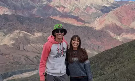 La conoció en el Carnaval de Jujuy, le pidió una foto y ahora busca a la joven por las redes La conoció en el Carnaval de Jujuy, le pidió una foto y ahora busca a la joven por las redes
