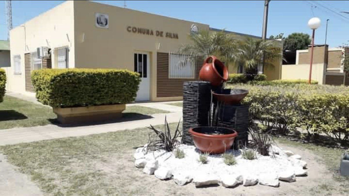 Colonia Silva es una pequeña localidad del departamento San Justo que tiene poco más de 500 habitantes.&nbsp;