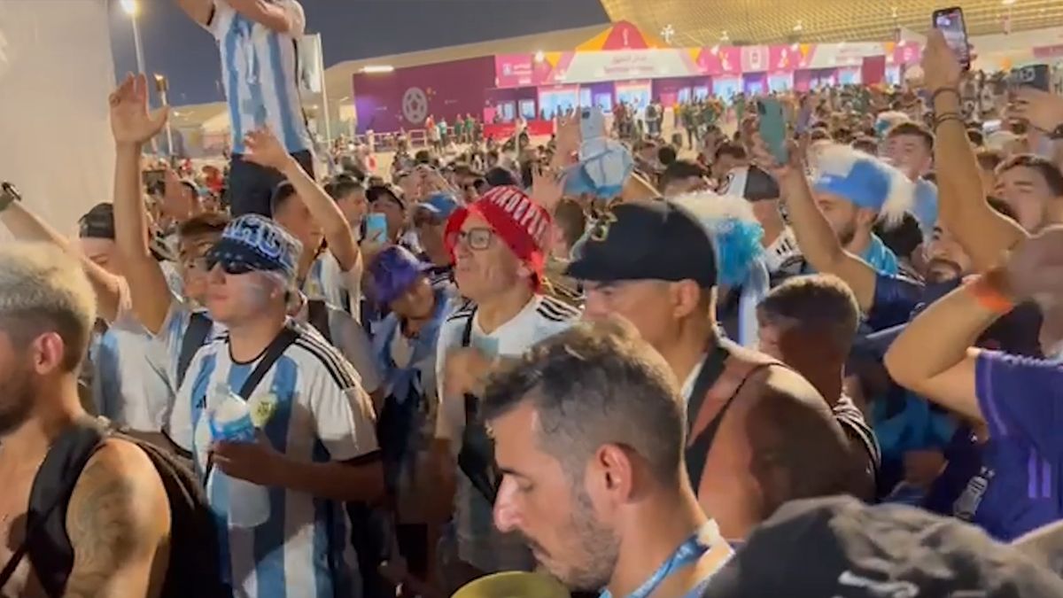 Así vivieron la previa del partido frente a México los argentinos que están en Qatar