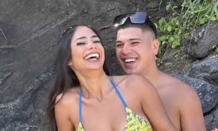 Thiago Medina y Daniela Celis muestran su nueva casa para compartir en el futuro con sus gemelas. Thiago Medina y Daniela Celis muestran su nueva casa para compartir en el futuro con sus gemelas.