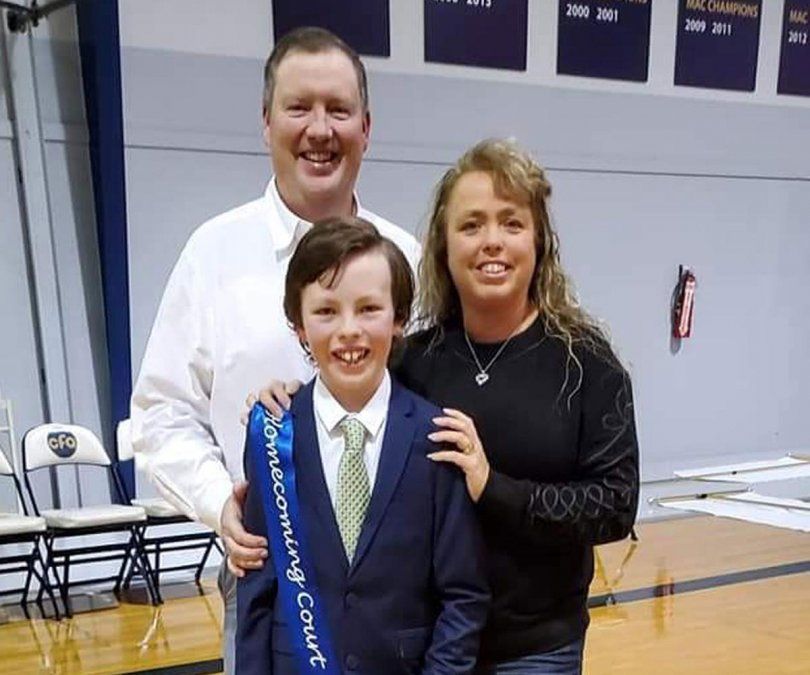 Mike Wimmer empezó a tomar algunas clases adicionales y en un año logró completar dos años de escuela secundaria y un título universitario de dos años.