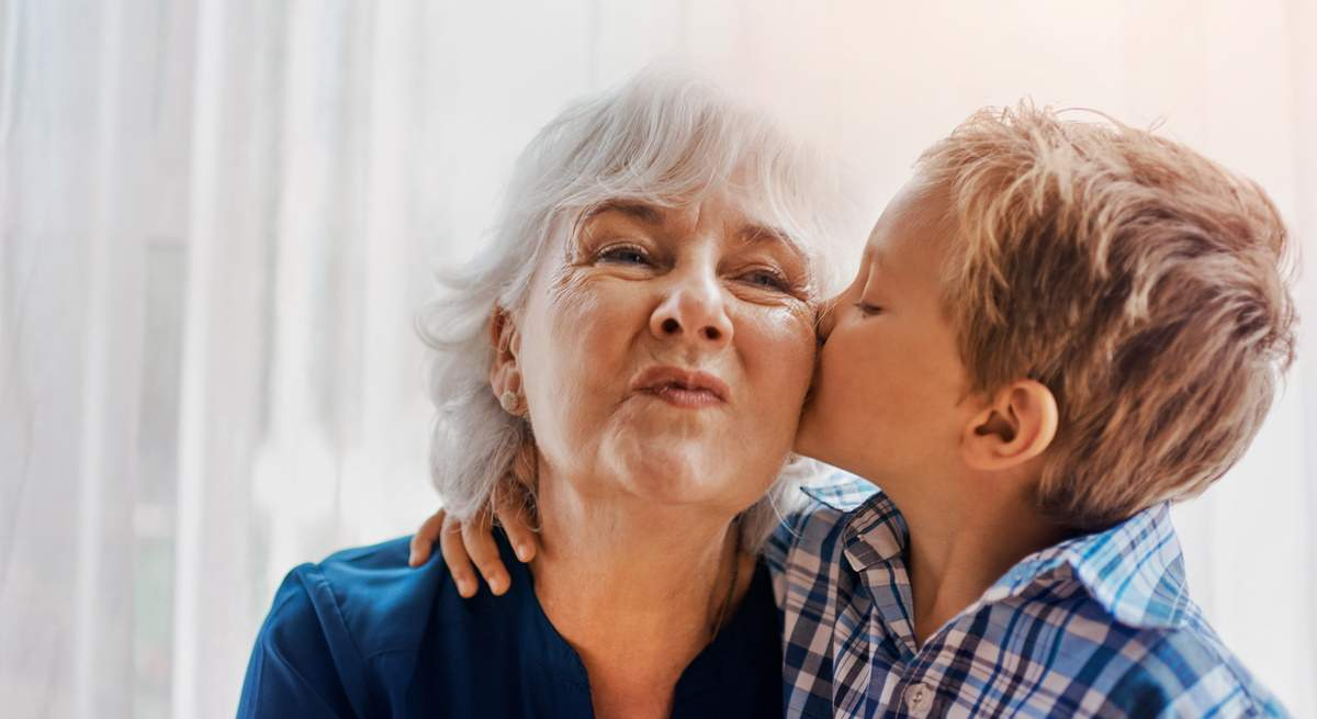 A nivel internacional también una celebración promovida por las Naciones Unidas que recuerda a las personas mayores en general: es el 1º de noviembre y se denomina Día Internacional de las Personas de Edad.