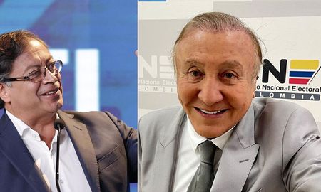 Colombia define presidente este domingo. Colombia define presidente este domingo.