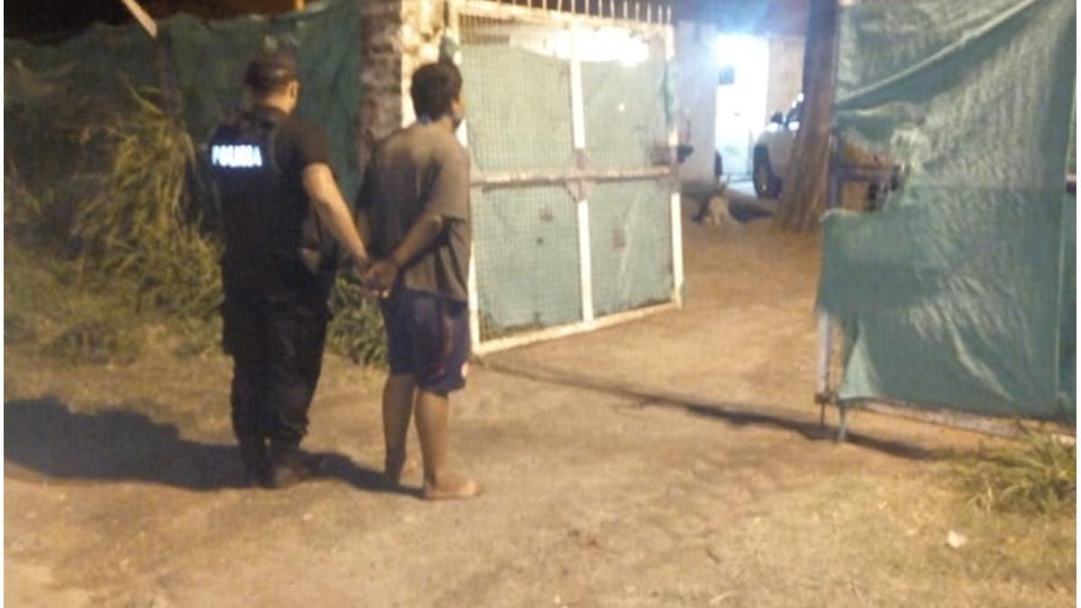 Detuvieron a un joven de 24 años en la zona de Fray Cayetano Rodríguez y el terraplén del barrio Barranquitas 
