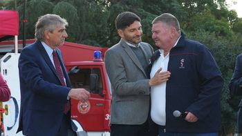 Pullaro: “Nuestro objetivo es que sean los bomberos más equipados y mejor entrenados de la Argentina”