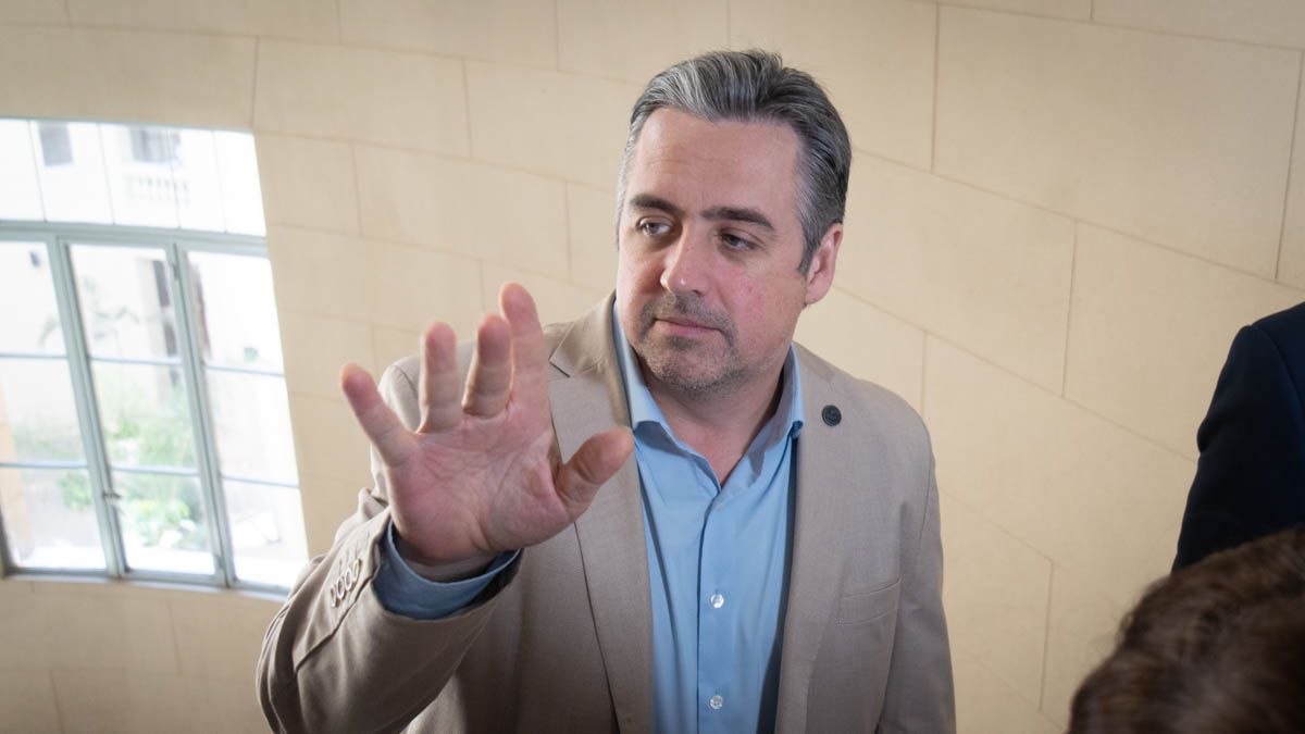 El ministro de Seguridad de Santa Fe, Pablo Cococcioni, fue cauteloso al referirse a la trama de la muerte de Luna Zárate. El ministro de Seguridad de Santa Fe, Pablo Cococcioni, fue cauteloso al referirse a la trama de la muerte de Luna Zárate.