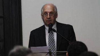 “El panorama aquí en Santa Fe, hasta ahora, es de tranquilidad, pero por protocolos se han activado los sistemas de seguridad. Se han reforzado”, explicó Horacio Roitman.