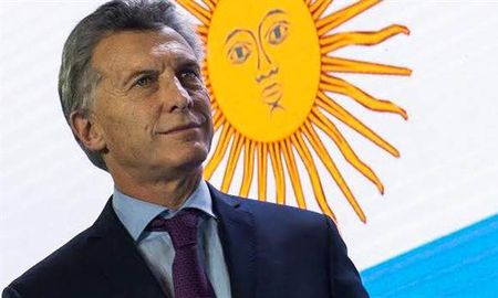 macri llamara a los ministros para acordar los recortes en los cargos macri llamara a los ministros para acordar los recortes en los cargos