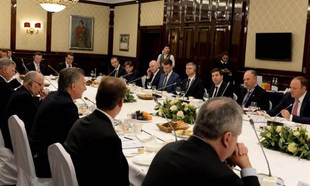 mauricio macri, a empresarios rusos: ?es el mejor momento para invertir en la argentina? mauricio macri, a empresarios rusos: ?es el mejor momento para invertir en la argentina?