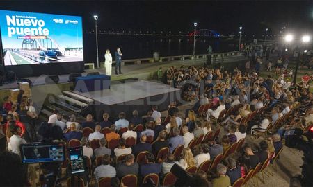 El nuevo puente Santa Fe-Santo Tomé es una de las obras más relevantes de la gestión provincial. El nuevo puente Santa Fe-Santo Tomé es una de las obras más relevantes de la gestión provincial.