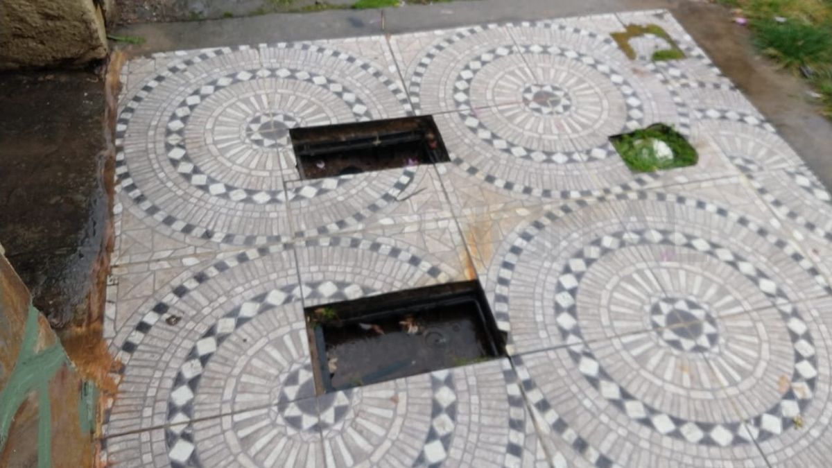 También robaron tapas de gabinetes de agua.