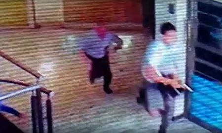 El momento en que el asesino de Oldani escapó de la galería Rivadavia. El momento en que el asesino de Oldani escapó de la galería Rivadavia.