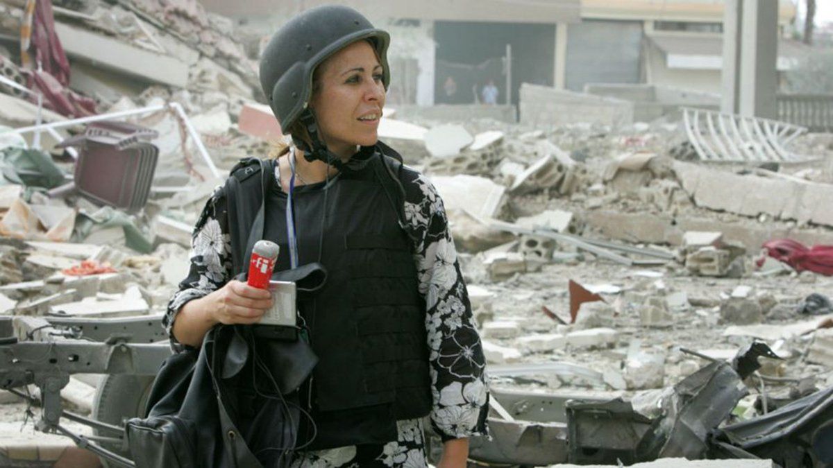 La corresponsal de guerra y analista geopolítica, Karen Marón, pidió más empatía con los que sufren las consecuencias de los bombardeos.