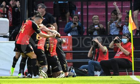 Colón vuelve a jugar ante su gente en la Copa de la Liga Profesional. Colón vuelve a jugar ante su gente en la Copa de la Liga Profesional.