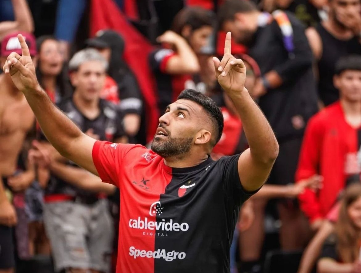 Colón va por el premio doble: contra quién jugaría en los cuartos de final de la Copa de la Liga