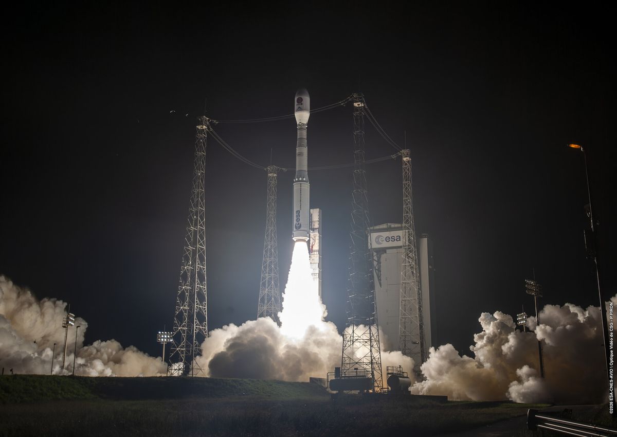 La nave espacial Smile despegó a bordo de un cohete Vega-C desde el Puerto Espacial Europeo en la Guayana Francesa el 19 de mayo del 2026. Foto: ESA. La nave espacial Smile despegó a bordo de un cohete Vega-C desde el Puerto Espacial Europeo en la Guayana Francesa el 19 de mayo del 2026. Foto: ESA.