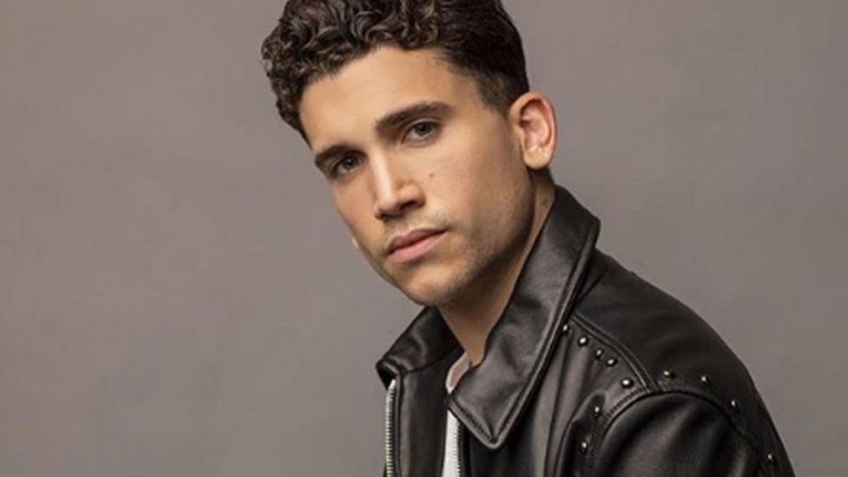 Jaime Lorente se lanza como cantante